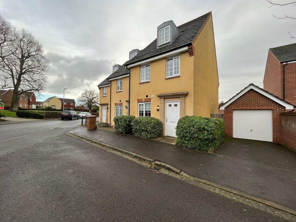 Mustard Way, Andover, Hampshire, SP11 3 bed semidetached house £1,350 pcm (£312 pw)