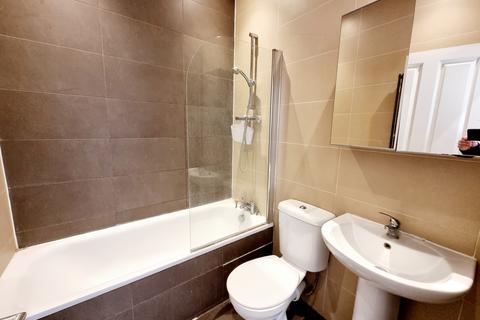 5 bedroom flat to rent, Marlborough Road, Archway, N19