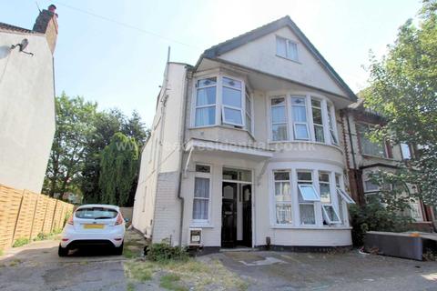 1 bedroom flat to rent - Brightwell Ave, Westcliff On Sea