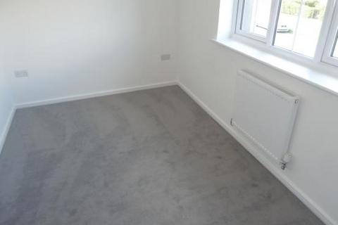 2 bedroom townhouse to rent, Argyle Street, Manchester, OL10