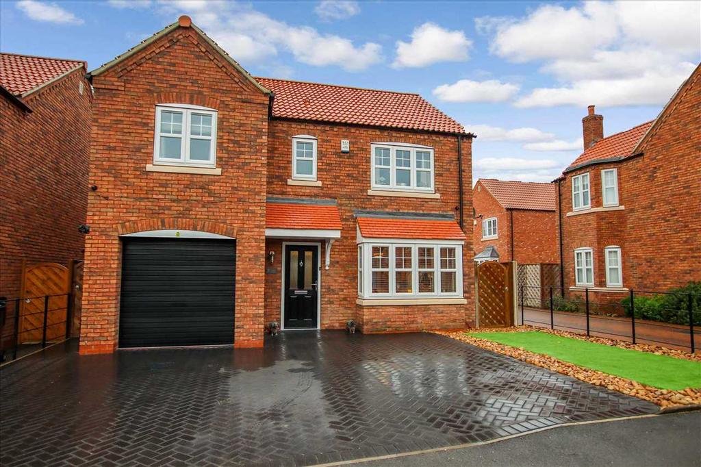 Rutland Avenue, Waddington, Lincoln 4 bed detached house £355,000