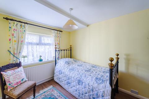 103 Marlow Drive, Cheam, Sutton, SM3 9BD