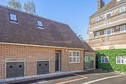 3 bedroom semi-detached house to rent - Bute Mews, Hampstead Garden Suburb