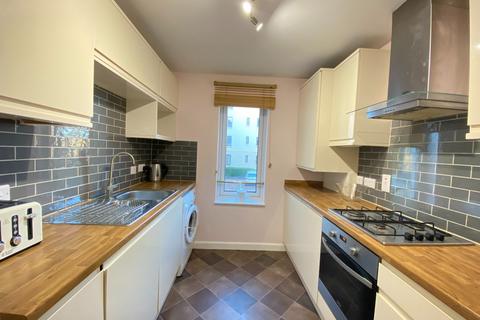 2 bedroom flat to rent, Greenpark, Liberton, Edinburgh, EH17