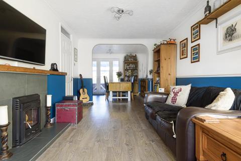 20 Fieldfare, Swindon, SN3 5BE
