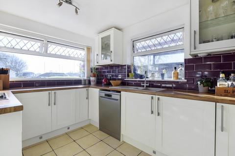 20 Fieldfare, Swindon, SN3 5BE