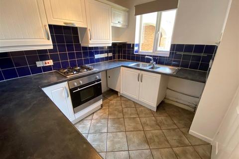 2 bedroom house to rent, Lin Brook Drive, Ringwood, Hampshire, BH24