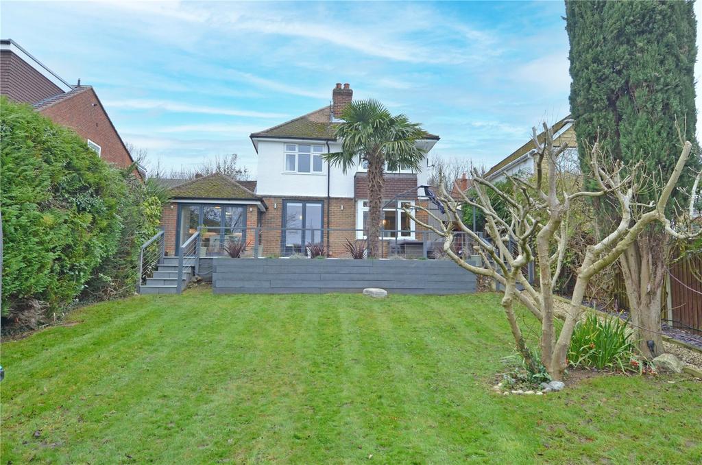 Whinneys Road, Loudwater, High Buckinghamshire, HP10 4 bed detached house £625,000