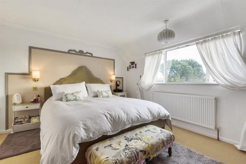 6 Downview Road, Petworth, GU28 0EU