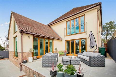 4 bedroom detached house for sale - Canford Cliffs Road