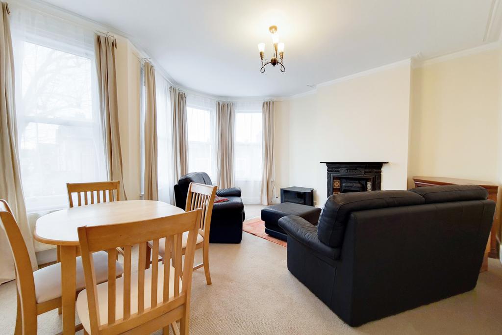 Pemberton Road, Haringay N4 2 bed flat £1,595 pcm (£368 pw)