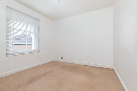 10 Kilpatrick Gardens, Clarkston, Glasgow, G76 7RQ