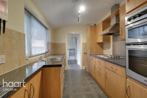 3 bedroom terraced house to rent, Bargate, Lincoln
