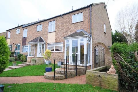 9 Larkspur Close, Orpington, BR6 9TH