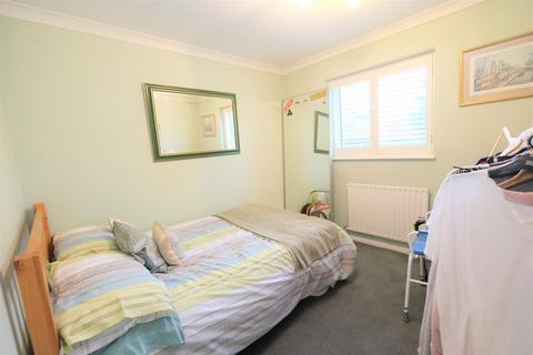 9 Larkspur Close, Orpington, BR6 9TH