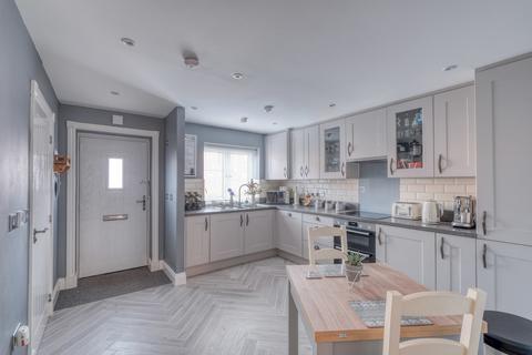 14 Lamberton Close, Hallow, Worcester, WR2 6ND