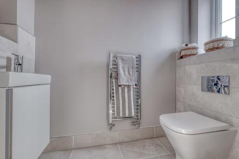 14 Lamberton Close, Hallow, Worcester, WR2 6ND