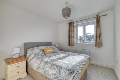 14 Lamberton Close, Hallow, Worcester, WR2 6ND