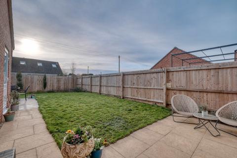 14 Lamberton Close, Hallow, Worcester, WR2 6ND