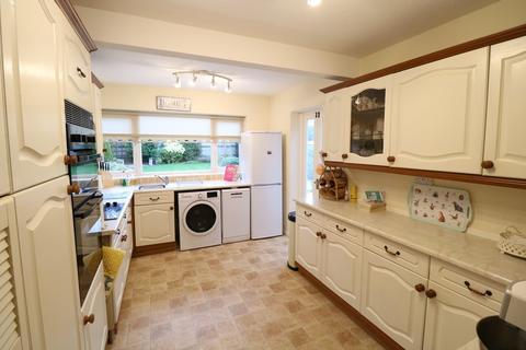 1 Ash Drive, Kenilworth, CV8 2DQ