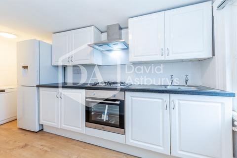 3 bedroom flat to rent, Alexandra Park Road, Muswell Hill, London