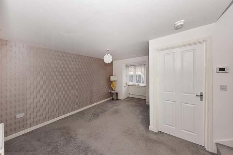 3 bedroom terraced house to rent, Severn Way, Holmes Chapel