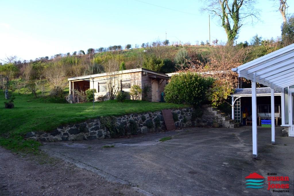 Parking, garden and sheds