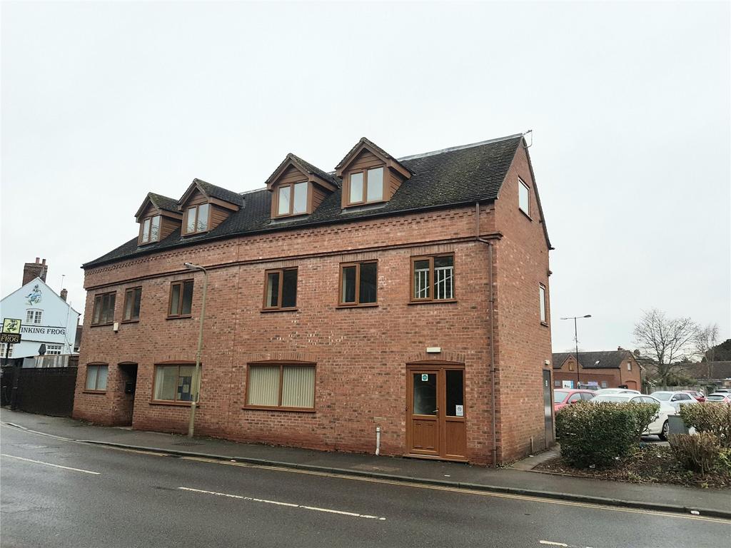 Aston Street, Shifnal, Shropshire, TF11 3 bed apartment to rent £750