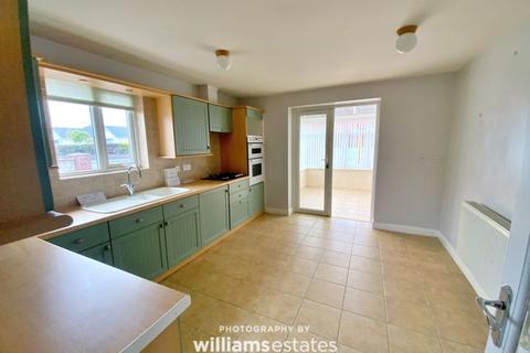 1 Clos Pry Copyn, Prestatyn, LL19 7UA
