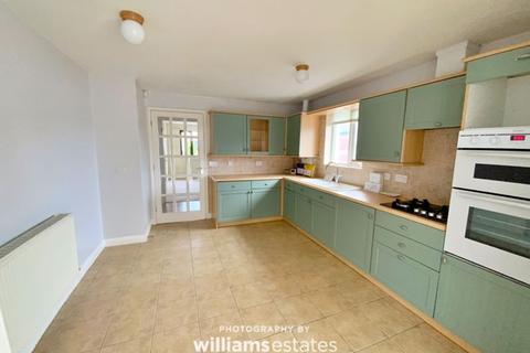 1 Clos Pry Copyn, Prestatyn, LL19 7UA