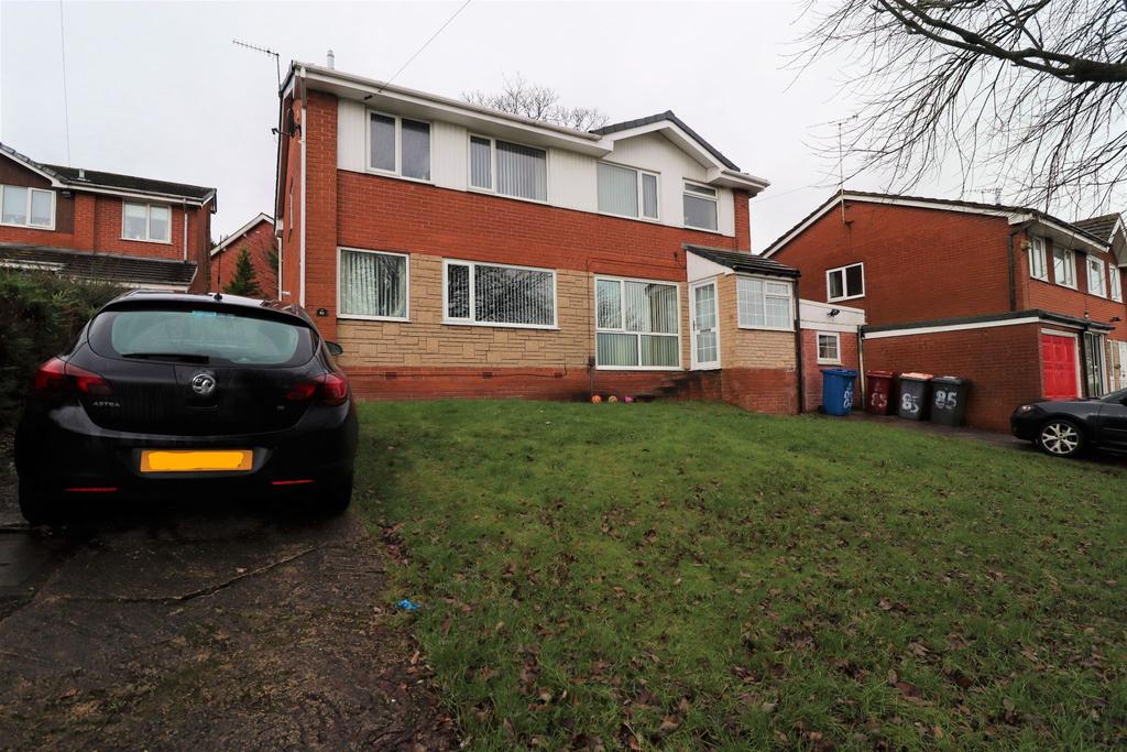 Openshaw Drive, Blackburn, BB1 3 bed semidetached house £155,000