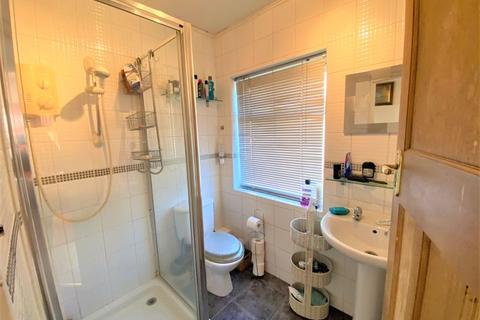38 Wroughton Place, Ely, Cardiff, CF5 4AB