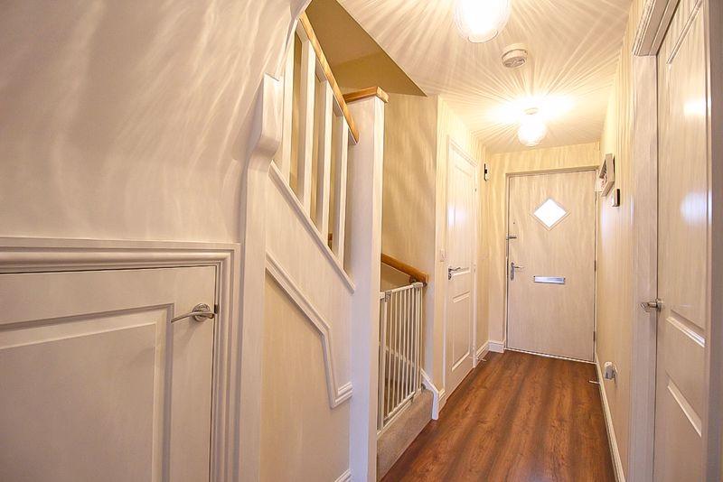 Himley Close, Bilston, WV14 0LL 3 bed semidetached house £230,000