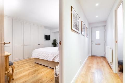 4 Lydia Croft, Sutton Coldfield, B74 4XD