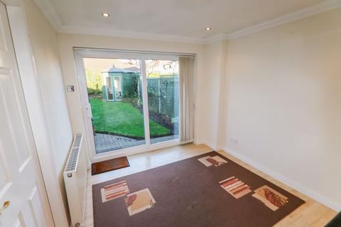 2 East Mount, North Ferriby, HU14 3BX
