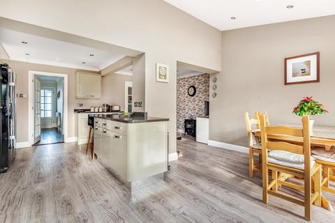 7 Sherfields, Royal Wootton Bassett, Swindon, SN4 8HU
