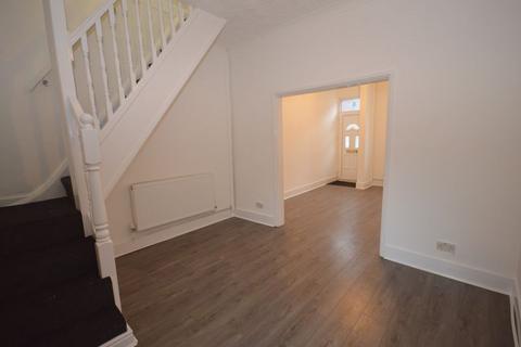 2 bedroom terraced house to rent, Harris Street, Widnes