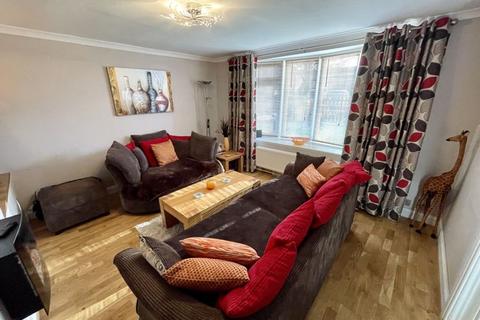 13 Beech Tree Way, Houghton Regis, Dunstable, LU5 5HF