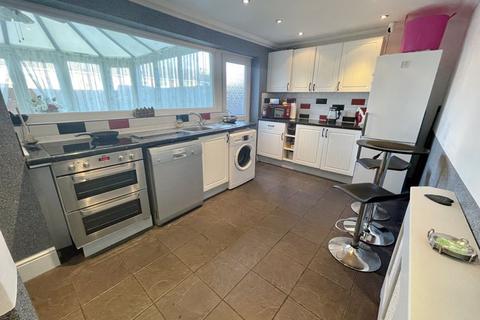 13 Beech Tree Way, Houghton Regis, Dunstable, LU5 5HF