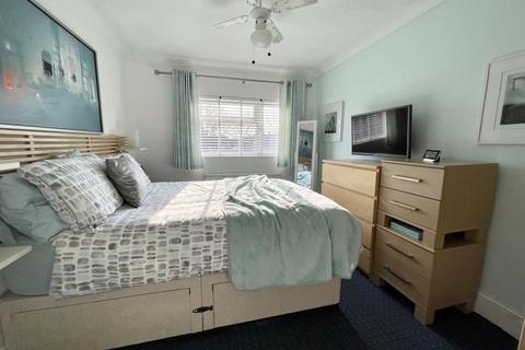 13 Beech Tree Way, Houghton Regis, Dunstable, LU5 5HF