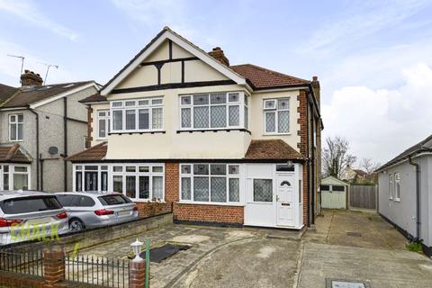 158 Alma Avenue, Hornchurch, RM12 6AT