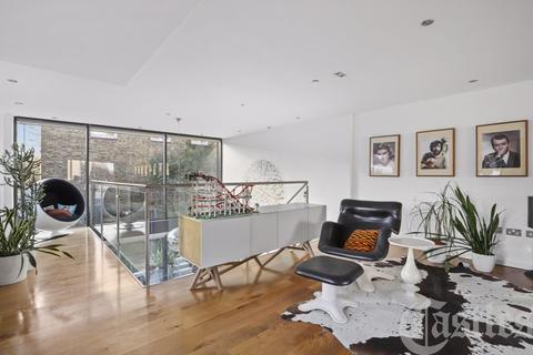 5 bedroom end of terrace house for sale - Briston Grove, N8