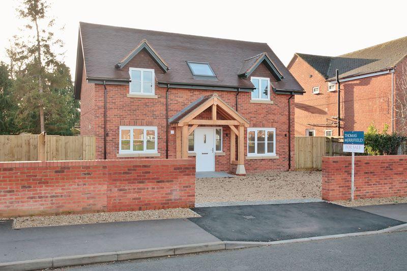 Littleworth Road, Benson 3 bed detached house £650,000