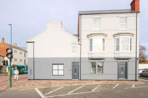2 bedroom apartment to rent - West Dyke Road, Redcar
