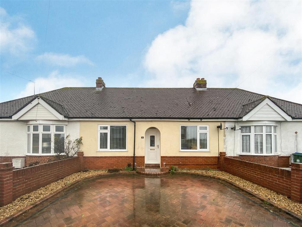 Orchard Grove, Portchester 3 bed terraced house £340,000
