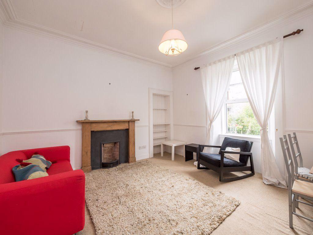 BREADALBANE TERRACE, DALRY, EH11 2BW 1 bed flat £795 pcm (£183 pw)