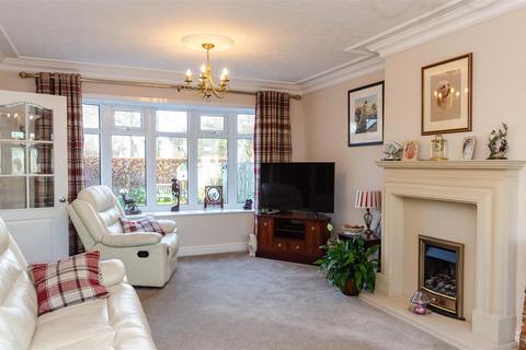 21 Elm Garth, Roos, Hull, HU12 0HH