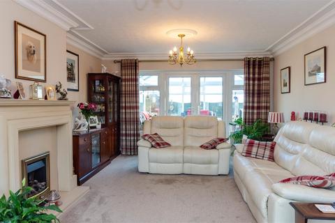 21 Elm Garth, Roos, Hull, HU12 0HH