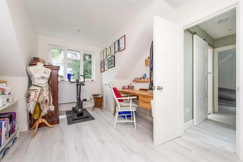 4 bedroom maisonette for sale - Haversham Close, East Twickenham