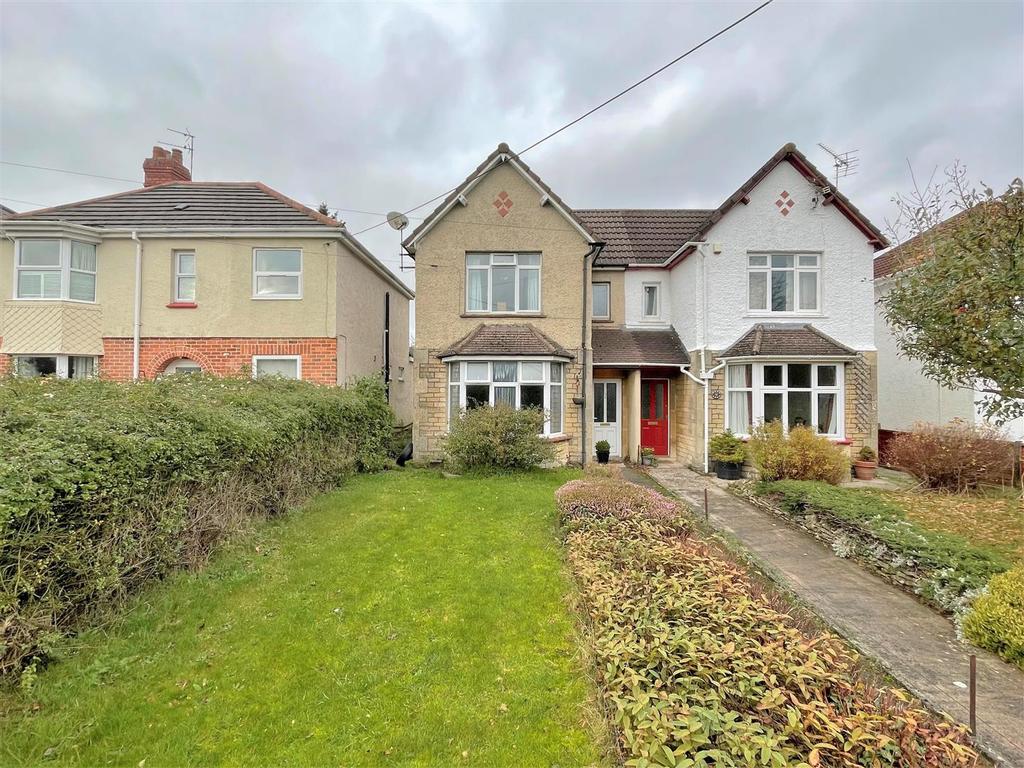 Sheldon Road, Chippenham 3 bed semidetached house £285,000